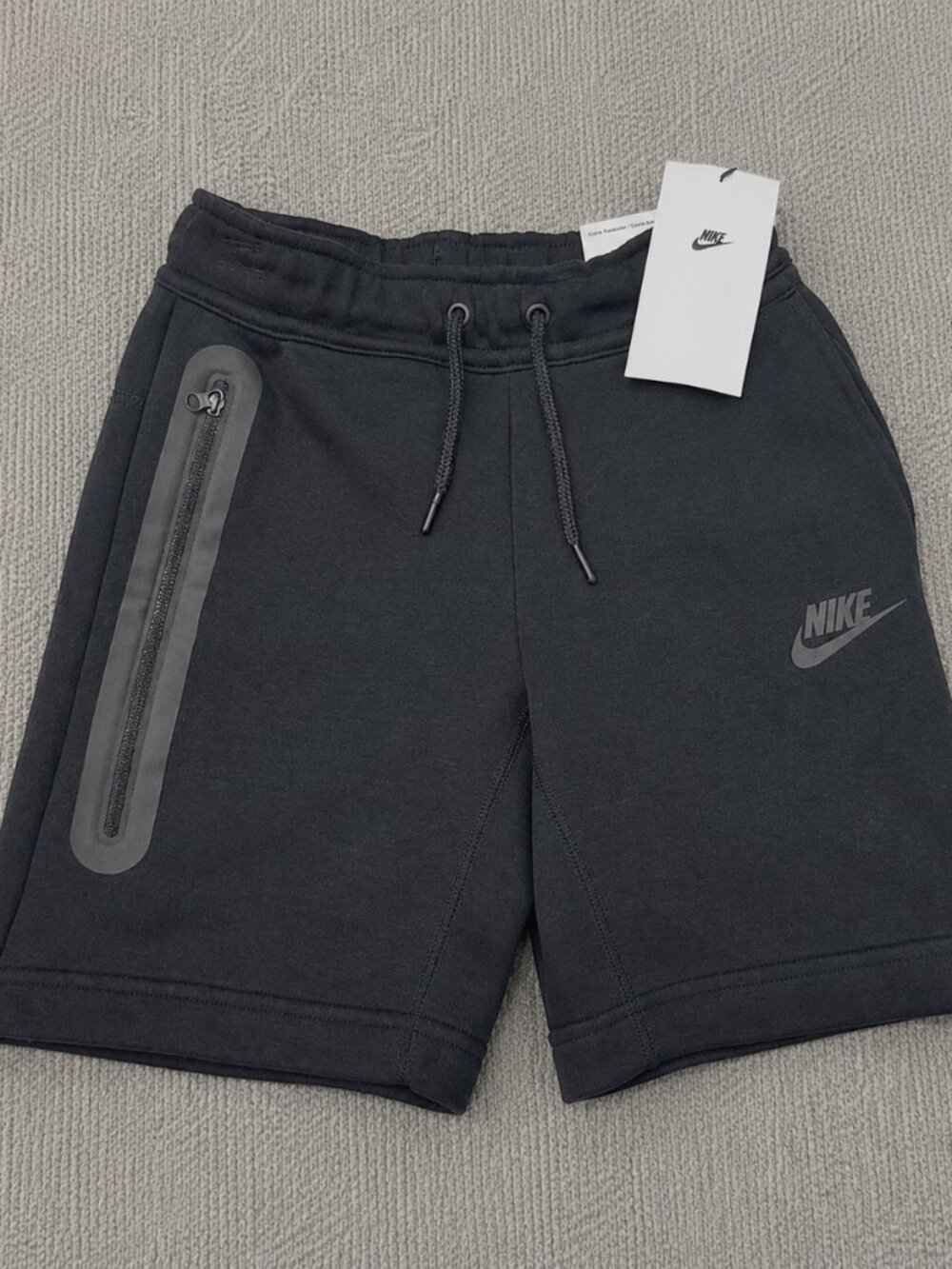 Nike Men's Black and Grey Shorts